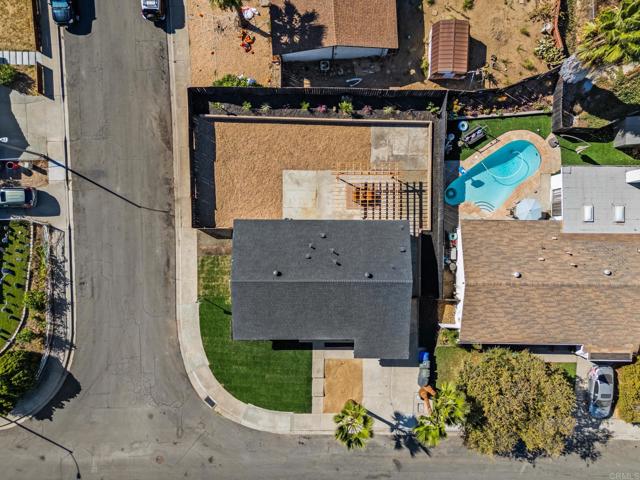 Image 26 of 40 For 13328 Silver Lake Dr
