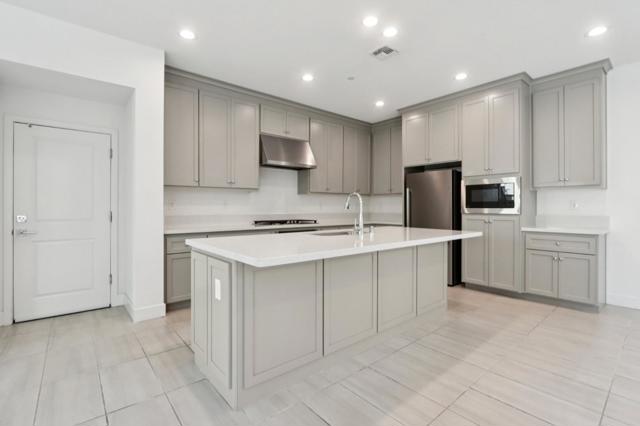 1363 S Shields Avenue, Mountain House CA: https://media.crmls.org/mediaz/e54b06bc-6a41-48ff-997b-1ff2830c67c9.jpg