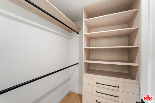 20215 Lorenzana Drive, Woodland Hills CA: https://media.crmls.org/mediaz/e54d8aa8-2d1d-49ad-94fc-f05f0214f216.jpg