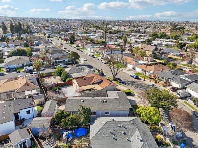 28250 Pacific Street, Hayward CA: https://media.crmls.org/mediaz/e54daba6-ad53-4a8e-a2cc-eadb61ad8fac.jpg