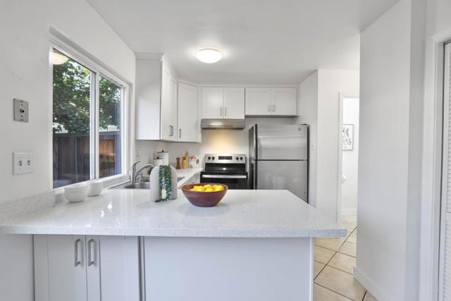 5388 Fig Grove Court, San Jose CA: https://media.crmls.org/mediaz/e54ddda2-c787-4145-aa21-f07acdb8e7d0.jpg