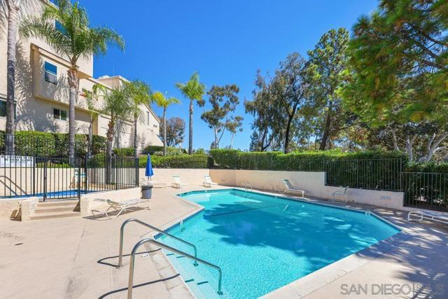 6140 Calle Mariselda, San Diego CA: https://media.crmls.org/mediaz/e5507fd4-1327-4a37-99b1-efb799c8eb39.jpg