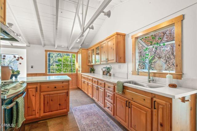 Detail Gallery Image 12 of 48 For 7978 Camp Chaffee, Ventura,  CA 93001 - 3 Beds | 3 Baths