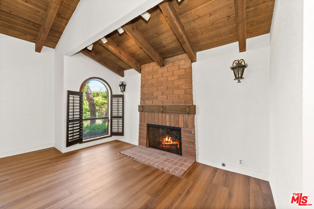 Drew Fenton | 3636 Malibu Country Drive Malibu CA | MLS: 7494351 Drew Fenton | 3636 Malibu Country Drive Malibu CA | MLS: 7494351