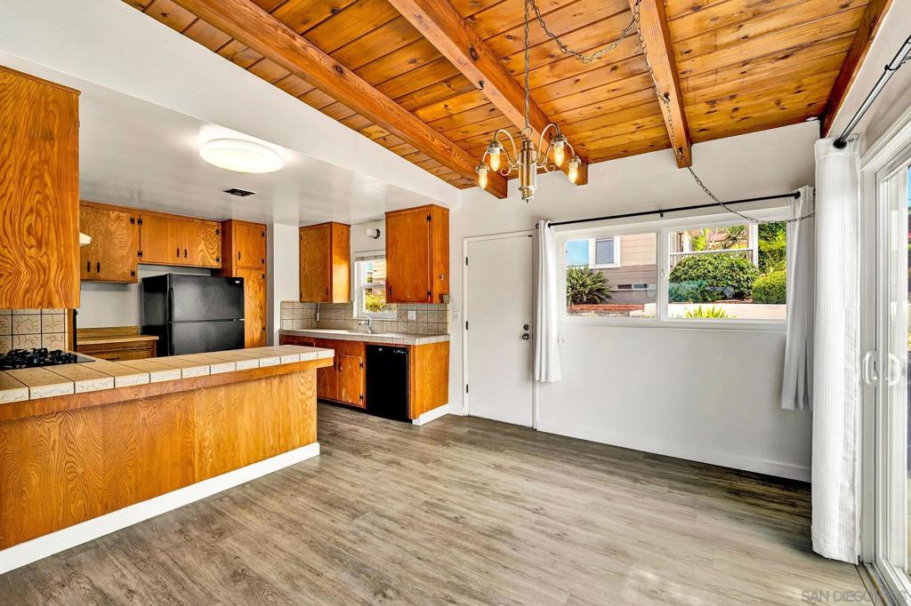 328 9th St - photo 11