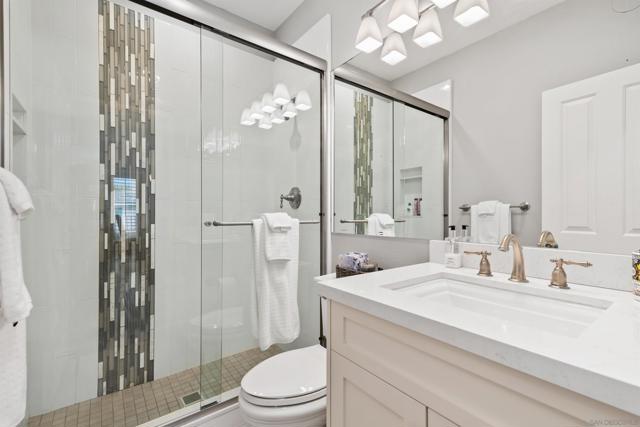12029 World Trade Dr Unit 2, San Diego CA: https://media.crmls.org/mediaz/e554cf9e-c72c-4a6b-95ac-0460b2c323a0.jpg