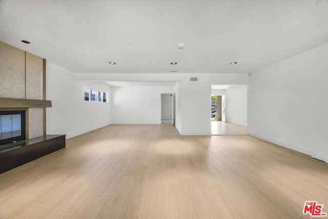 3133 Barbydell Drive, Los Angeles CA: https://media.crmls.org/mediaz/e556291a-832d-4342-a7a6-71db44b89661.jpg