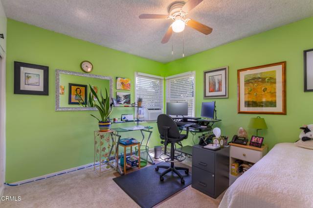 1214 Mariposa Drive, Santa Paula CA: https://media.crmls.org/mediaz/e5567e35-7bdf-4486-9fb4-a44f3b90c906.jpg