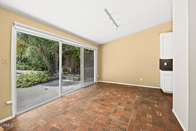 Detail Gallery Image 7 of 31 For 20618 Tiara St, Woodland Hills,  CA 91367 - 4 Beds | 2 Baths