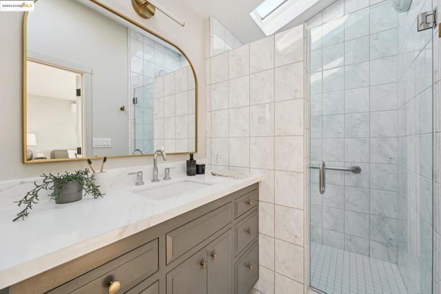 19 Highland Blvd, Kensington CA: https://media.crmls.org/mediaz/e5572a23-8887-4e7b-8cf7-f16fa20fb8e5.jpg