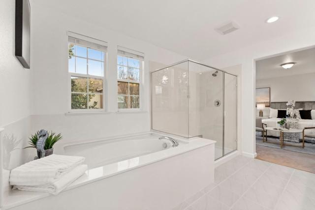 325 Toscana Way, Hayward CA: https://media.crmls.org/mediaz/e5572ea5-dea0-4e9c-b47c-eb9063cb3c92.jpg
