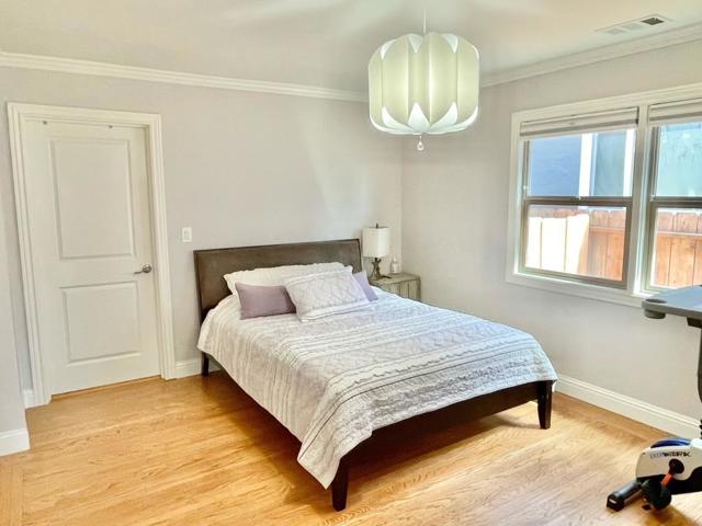 600 7th Avenue, San Mateo CA: https://media.crmls.org/mediaz/e557f643-e522-41c7-ba73-7f0f2a24a793.jpg