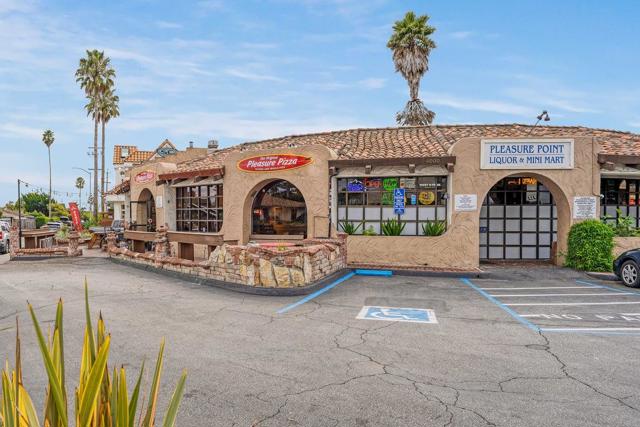 100 Bay Crest Road, Santa Cruz CA: https://media.crmls.org/mediaz/e5594030-494f-4062-881f-261a78874ea0.jpg