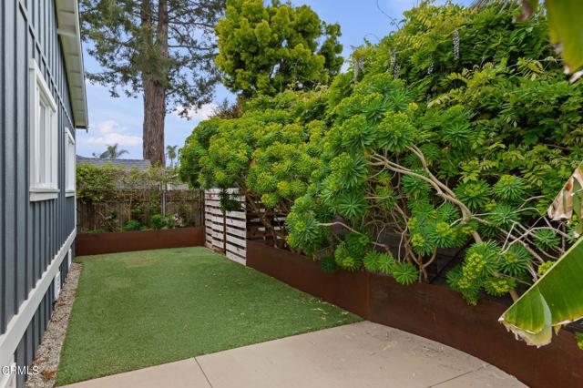 Detail Gallery Image 25 of 30 For 1093 Holly Ave, Carpinteria,  CA 93013 - 3 Beds | 2 Baths