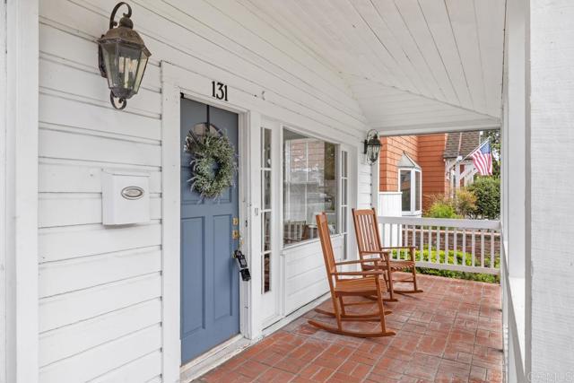 131 H Avenue, Coronado CA: https://media.crmls.org/mediaz/e55a0dcb-28a7-4091-95f8-f2ea559289fa.jpg