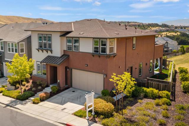 4190 Oak Knoll Drive, Dublin CA: https://media.crmls.org/mediaz/e55a2dc1-939b-41fb-85bd-cf3543abc28e.jpg