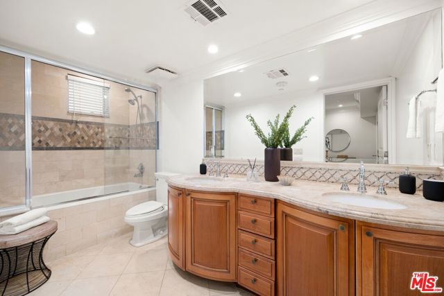 Drew Fenton | 11749 Goshen Avenue Los Angeles CA | MLS: 7520215 Drew Fenton | 11749 Goshen Avenue Los Angeles CA | MLS: 7520215