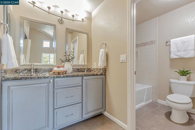 1806 Ridgeland Circle, Danville CA: https://media.crmls.org/mediaz/e55d4b09-831f-4557-a894-7cc6204a5791.jpg