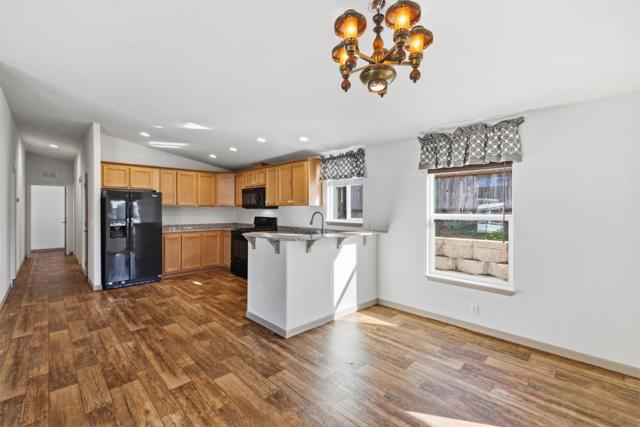 347 Carmel Avenue, Marina CA: https://media.crmls.org/mediaz/e55d7d6c-a9b3-4dd2-b6bd-61c6ba07668f.jpg