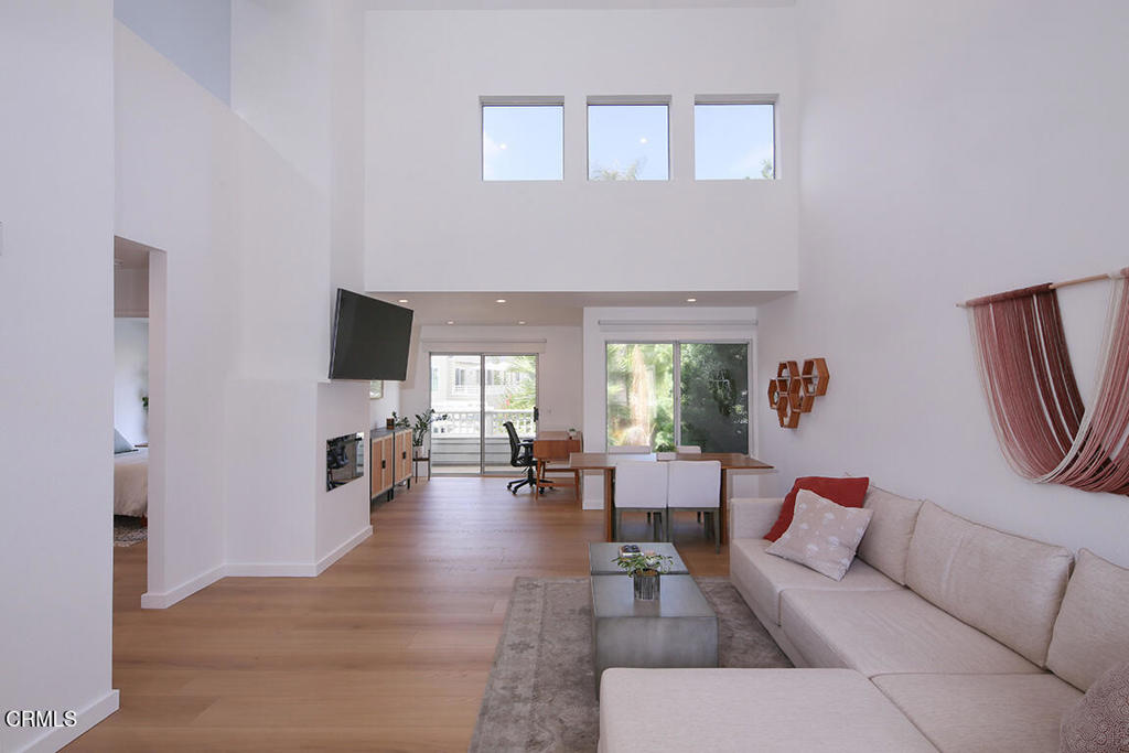11 Summerwood