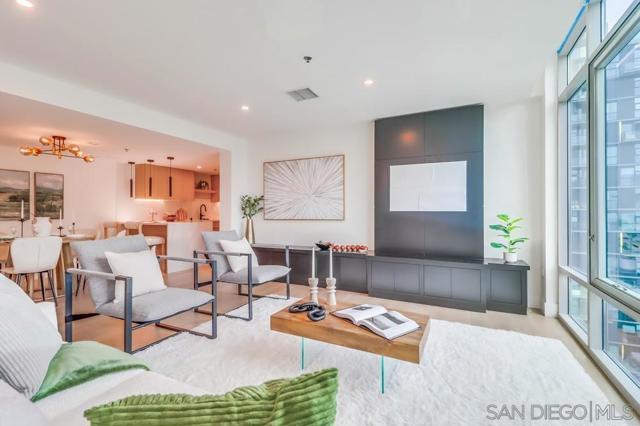 425 W Beech St, San Diego CA: https://media.crmls.org/mediaz/e5609f77-ba3d-443a-9e73-2b63fae9225c.jpg