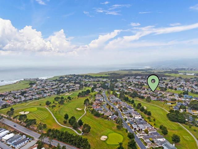 420 Greenbrier Road, Half Moon Bay CA: https://media.crmls.org/mediaz/e56215c3-e3fd-4436-a8a7-415c80047655.jpg