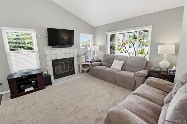 Detail Gallery Image 7 of 43 For 8456 Snow White Dr, El Cajon,  CA 92021 - 2 Beds | 2 Baths