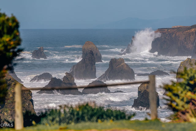 Detail Gallery Image 46 of 48 For 30290 N Highway 1, Fort Bragg,  CA 95437 - 4 Beds | 5 Baths