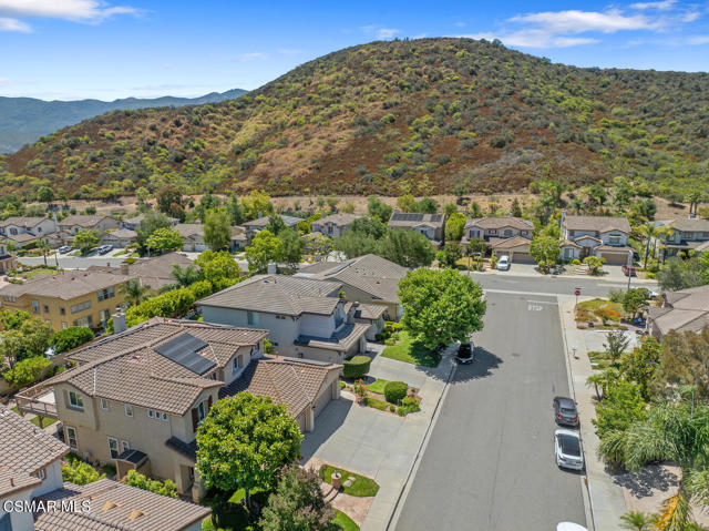 688 Via Vista Thousand Oaks CA-large-054