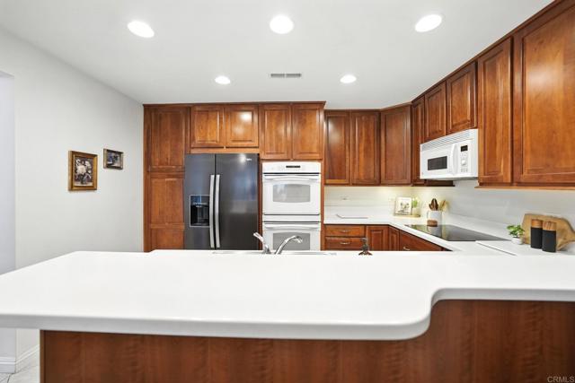 Detail Gallery Image 21 of 51 For 4532 Villas Dr, Bonita,  CA 91902 - 3 Beds | 2/1 Baths