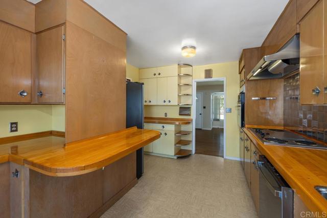 Detail Gallery Image 14 of 37 For 3973 69th St, San Diego,  CA 92115 - 3 Beds | 2 Baths