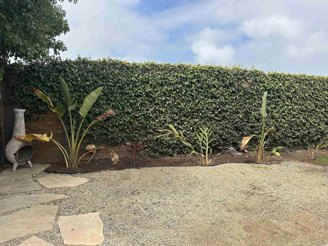 3435 Ann Drive, Carlsbad CA: https://media.crmls.org/mediaz/e5659836-25dc-4902-bccf-59b9fcb9131b.jpg