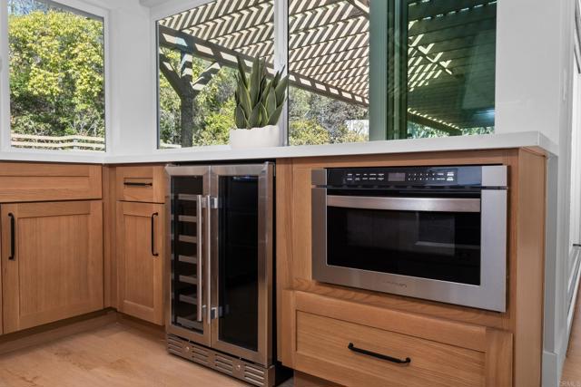 Image 18 of 57 For 10594 Rookwood Drive