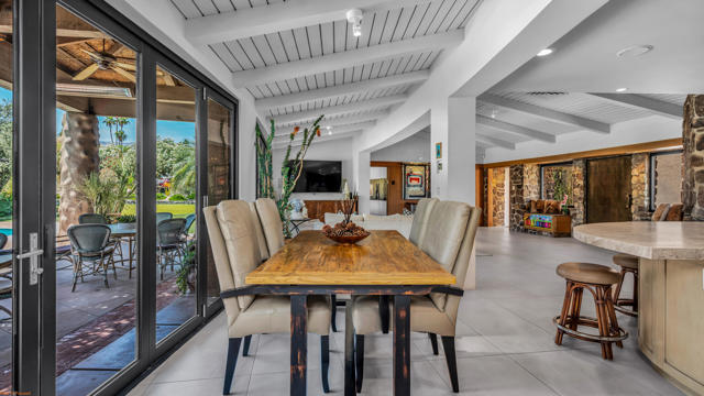 73297 Grapevine Street, Palm Desert CA: https://media.crmls.org/mediaz/e565d066-7b00-49b1-b1f3-7708365ede65.jpg
