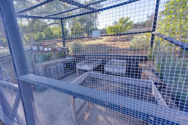 20790 Fortuna Del Norte, Escondido CA: https://media.crmls.org/mediaz/e5685f8c-dd74-43e2-b6e4-2e8a68b7f785.jpg