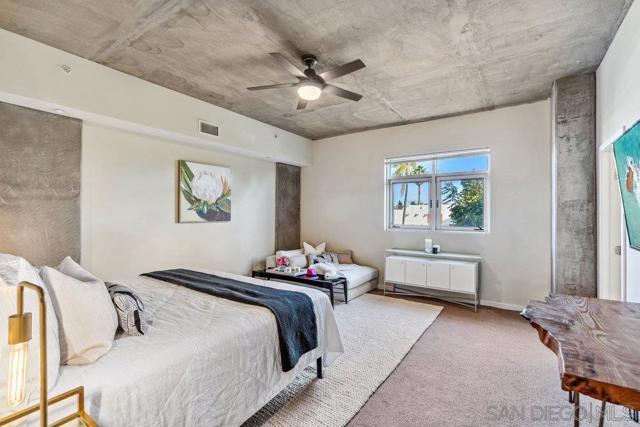 3740 Park Blvd, San Diego, California 92103, 3 Bedrooms Bedrooms, ,2 BathroomsBathrooms,Condominium,For Sale,Park Blvd,250018546SD