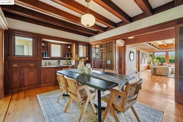 1309 Arch St, Berkeley CA: https://media.crmls.org/mediaz/e5690835-313f-4245-9400-ede08f1825ca.jpg