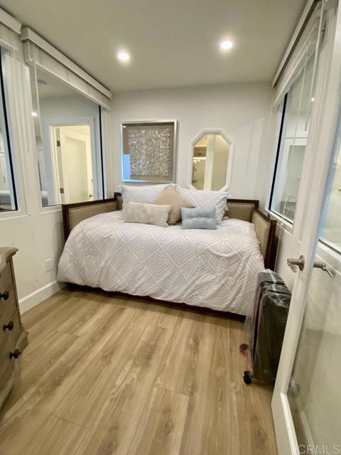 1562 Camino Del Mar, Del Mar CA: https://media.crmls.org/mediaz/e569ca00-f54b-41b1-8c5d-05caa621e802.jpg
