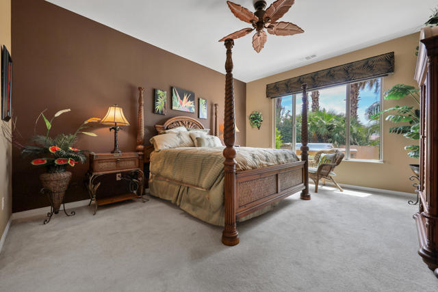 81083 Avenida Tres Lagunas, Indio CA: https://media.crmls.org/mediaz/e56afe8e-176a-4322-bbe9-12ce321efceb.jpg