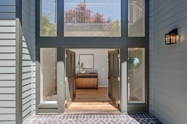 3554 Oak Knoll Drive, Redwood City CA: https://media.crmls.org/mediaz/e56c9acb-04d3-4989-ad31-032b07641cf5.jpg