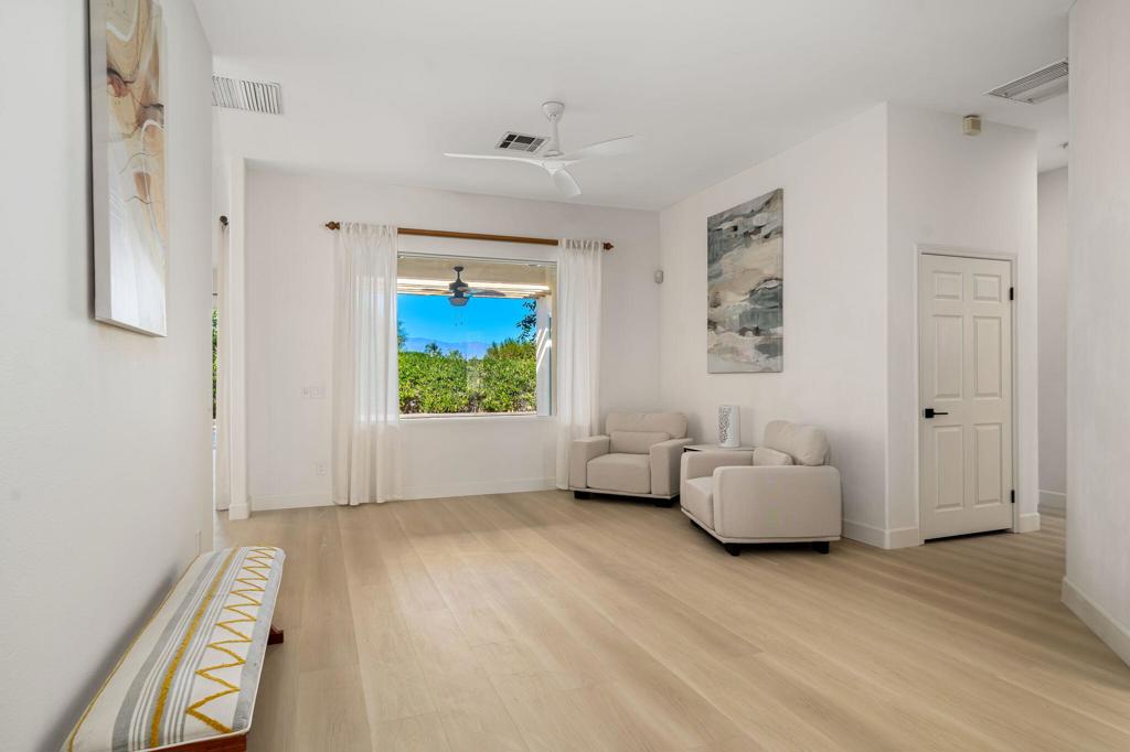 MLS #219138727DA image #7