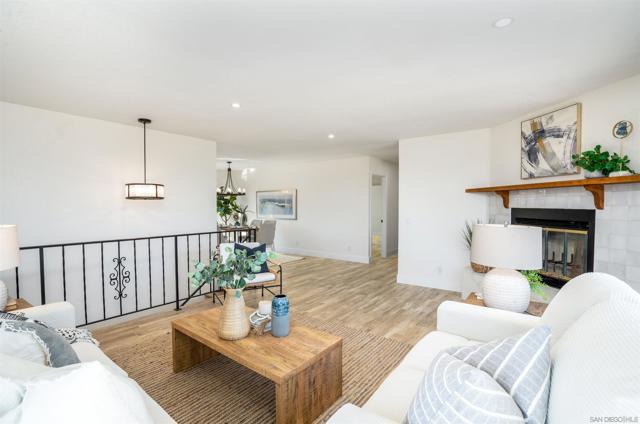 1466 Conway Dr, Escondido CA: https://media.crmls.org/mediaz/e56d6c09-1dc6-47ab-aec6-458d9dcffc26.jpg