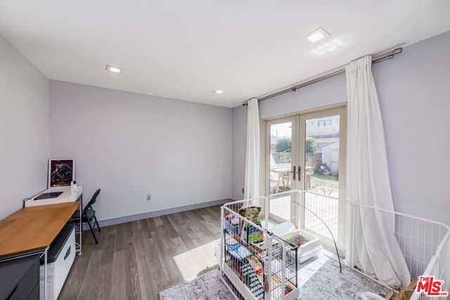 5524 W 122nd Street, Hawthorne CA: https://media.crmls.org/mediaz/e56db215-8250-4166-bc28-33ad0ad6e5b7.jpg