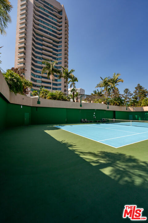 10490 Wilshire Boulevard, Los Angeles CA: https://media.crmls.org/mediaz/e56dbbff-94d9-4645-9d59-7af3f52f818c.jpg