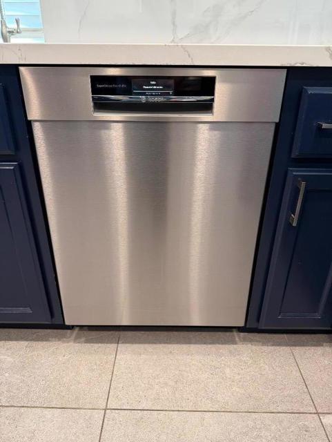 4313 Watson Circle, Santa Clara CA: https://media.crmls.org/mediaz/e56dbc90-c195-4088-b22e-b9b83ec257b9.jpg