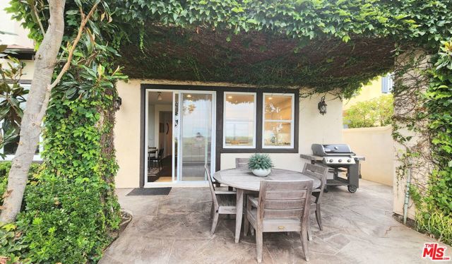 5 Marisol, Newport Coast CA: https://media.crmls.org/mediaz/e56fed34-9de6-4e3e-9cee-3107e8b8e301.jpg