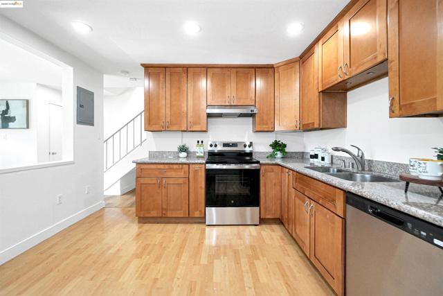 410 Auburn Way, San Jose CA: https://media.crmls.org/mediaz/e570a4f5-0d5c-49fc-99ba-c70571667836.jpg