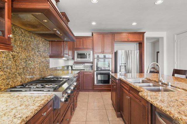 Detail Gallery Image 20 of 65 For 2917 Babbling Brook Rd, Chula Vista,  CA 91914 - 4 Beds | 4/1 Baths