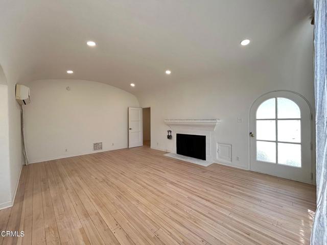 Detail Gallery Image 4 of 11 For 4622 La Canada Blvd Bld, La Canada Flintridge,  CA 91011 - 3 Beds | 1/1 Baths