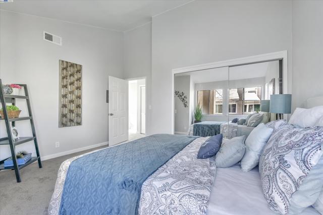 1896 San Vincente Dr, Concord CA: https://media.crmls.org/mediaz/e5722e35-2276-484e-a9f4-3f435b2a0f06.jpg